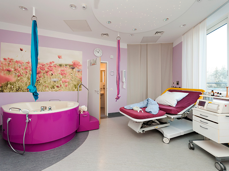 Kreißsaal - Geburtshilfe - Zimmer
